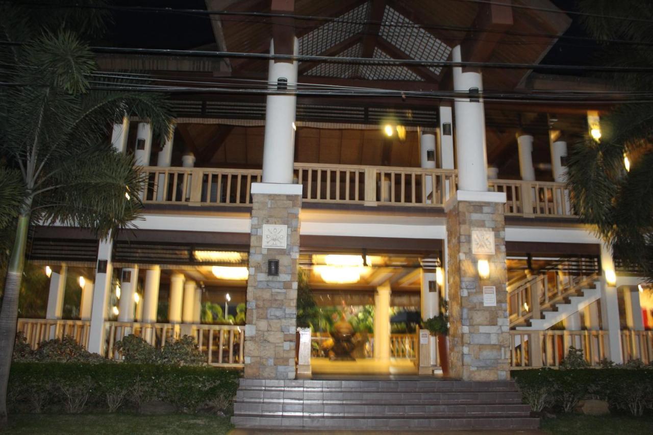 One Oasis A10 3Mins Walk Sm Mall,Free Pool - Wifi Davao Stadt Exterior foto